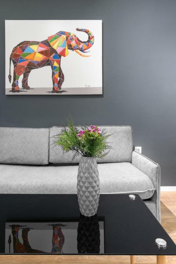 Denizen Boutique Apartments, Nilie Hospitality Mgmt Soluň Exteriér fotografie