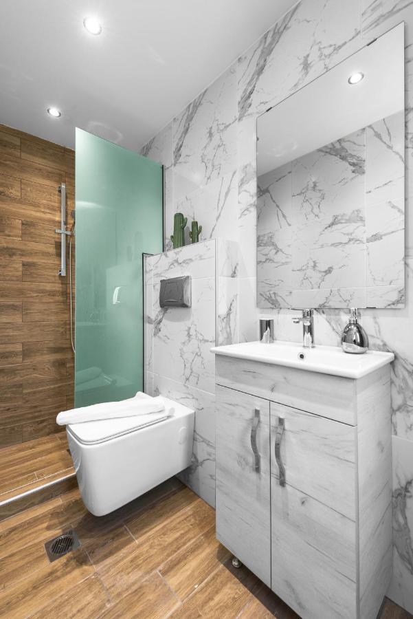 Denizen Boutique Apartments, Nilie Hospitality Mgmt Soluň Exteriér fotografie